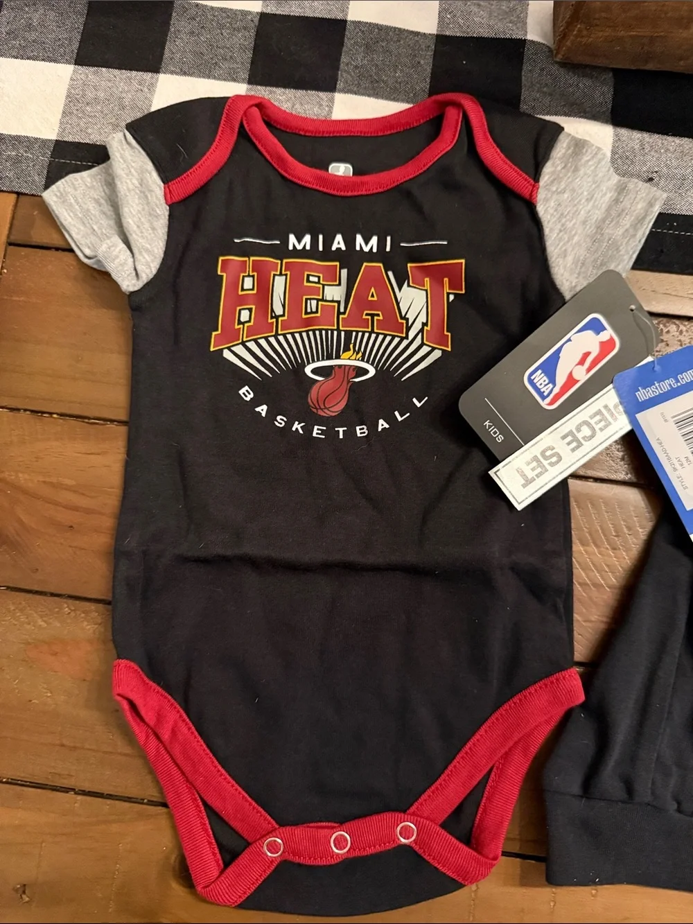 NBA Miami Heat Black and Red Baby Matching Set